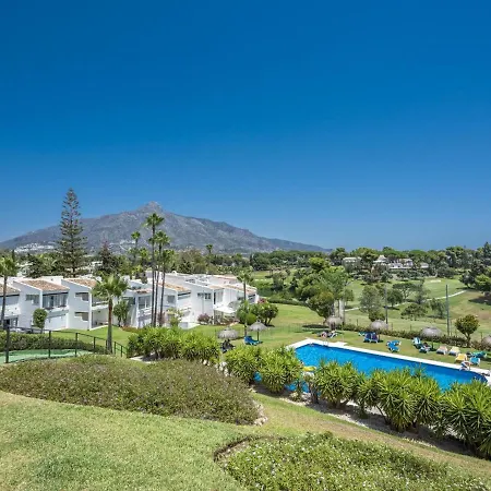 Azahara1 Beautiful Frontline Golf Marbella