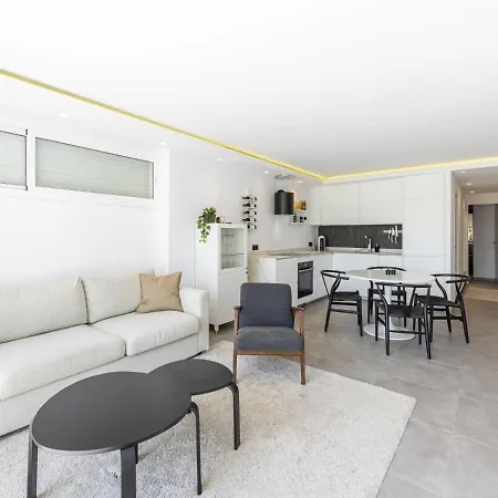 Azahara1 Beautiful Frontline Golf Apartment Marbella